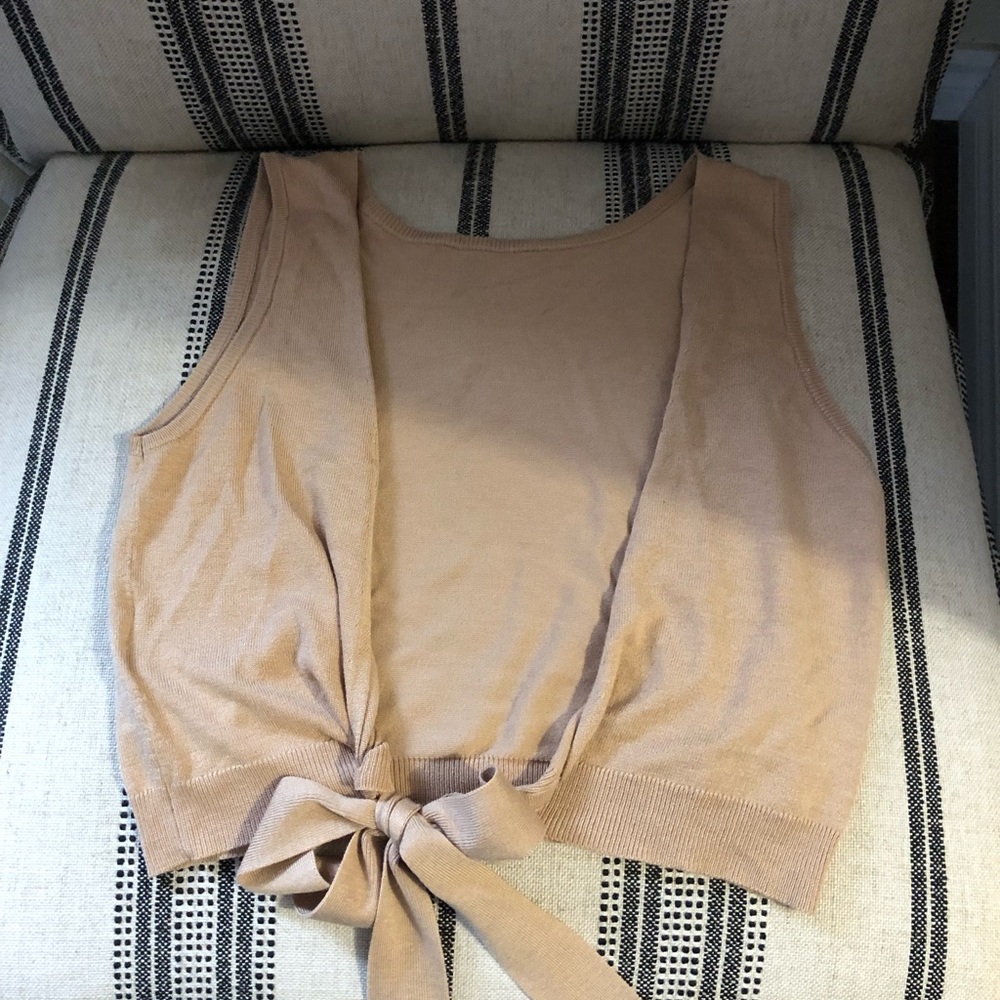 H&M cropped open back top